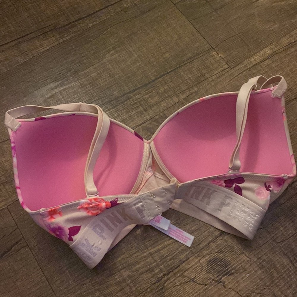 Pink Bra - Picture 4 of 5
